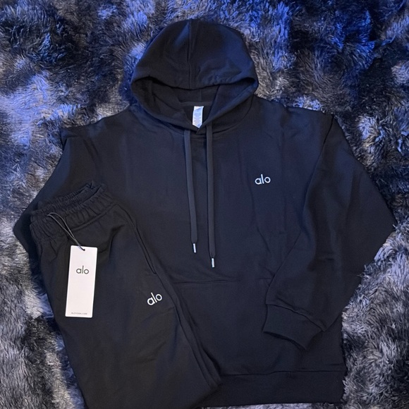 Black Alo Set Size Small